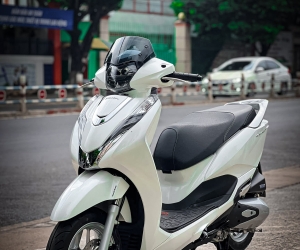 Lead 4 vall 2024 trắng đen